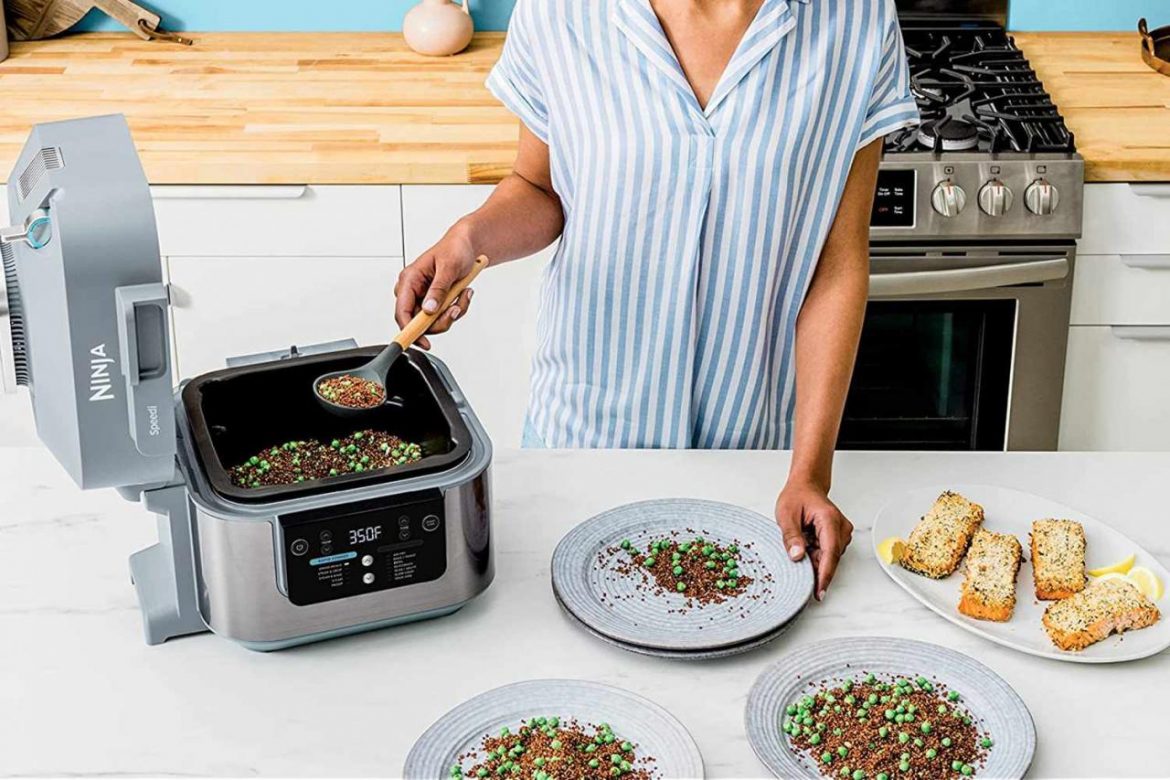 This Multifunctional Kitchen Appliance Makes One-Pot Meals in 15 Minutes